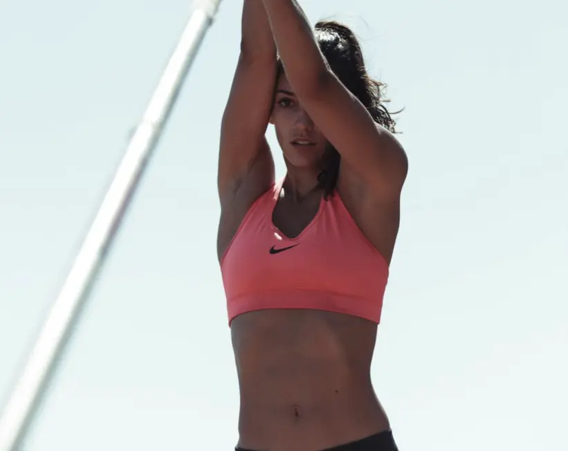 Allison Stokke 8